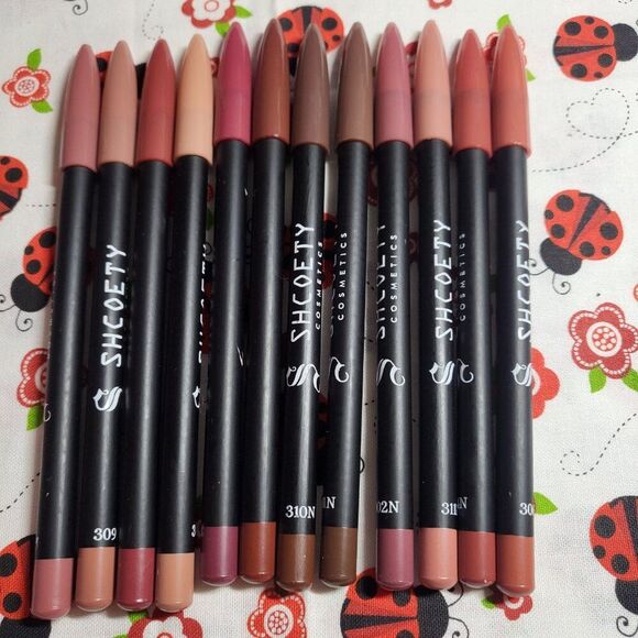 NEW Shcoety Silky Matte Temptation Lip Liner PICK A COLOR - Picture 1 of 5